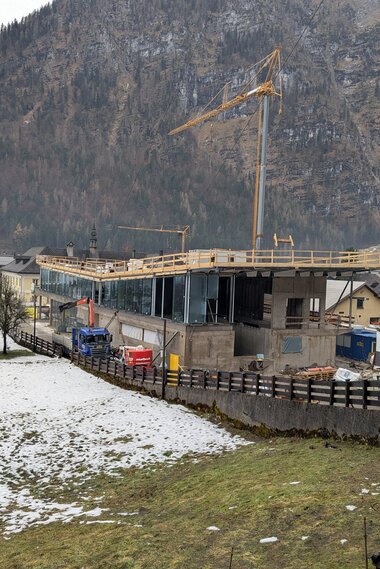Salzwelten Hallstatt Neue Standseilbahn Talstation Gebäude Fensterfronten | © Salzwelten Pernkopf